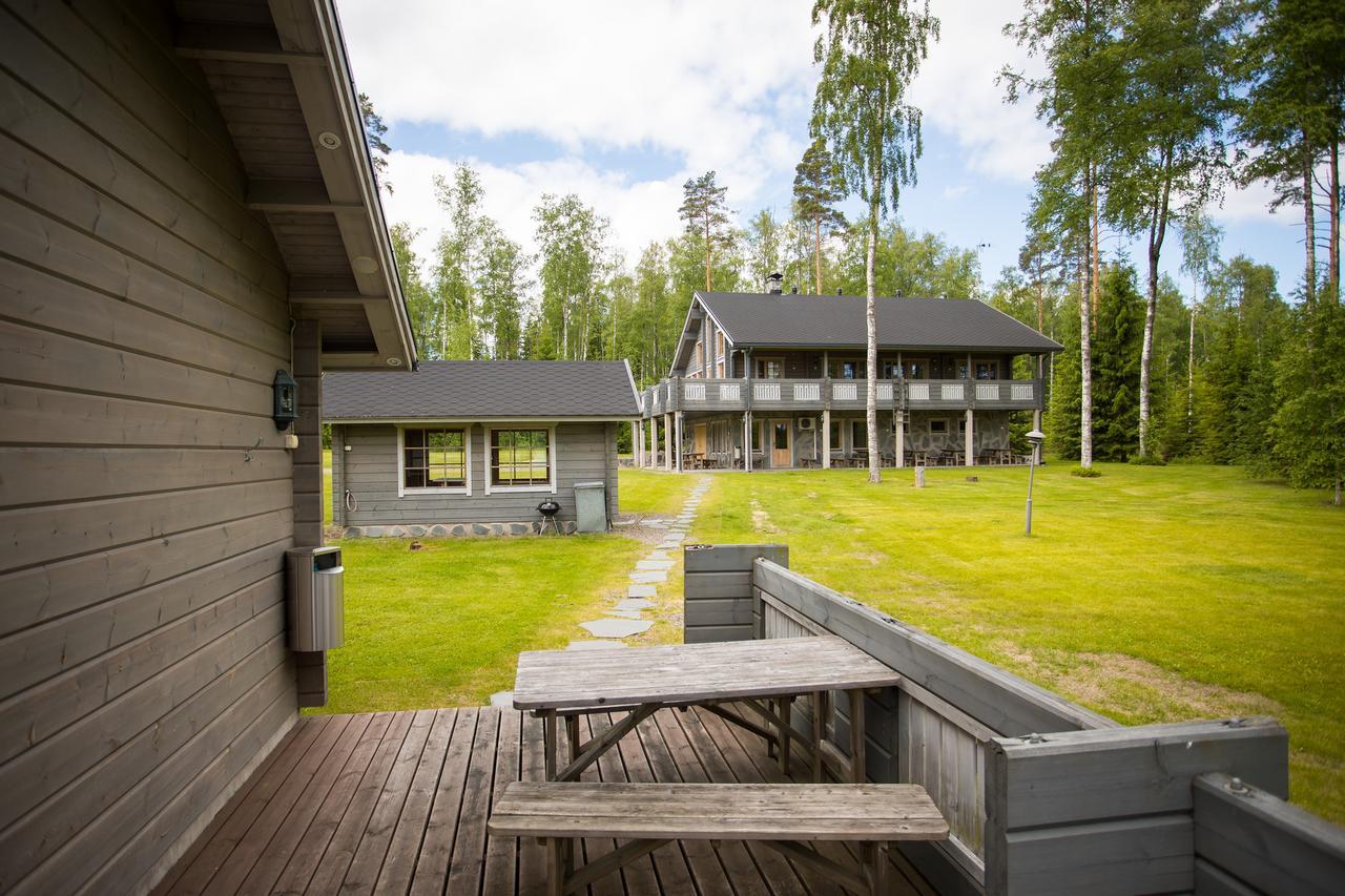 Отель Kuus-Hukkala Харкала Экстерьер фото
